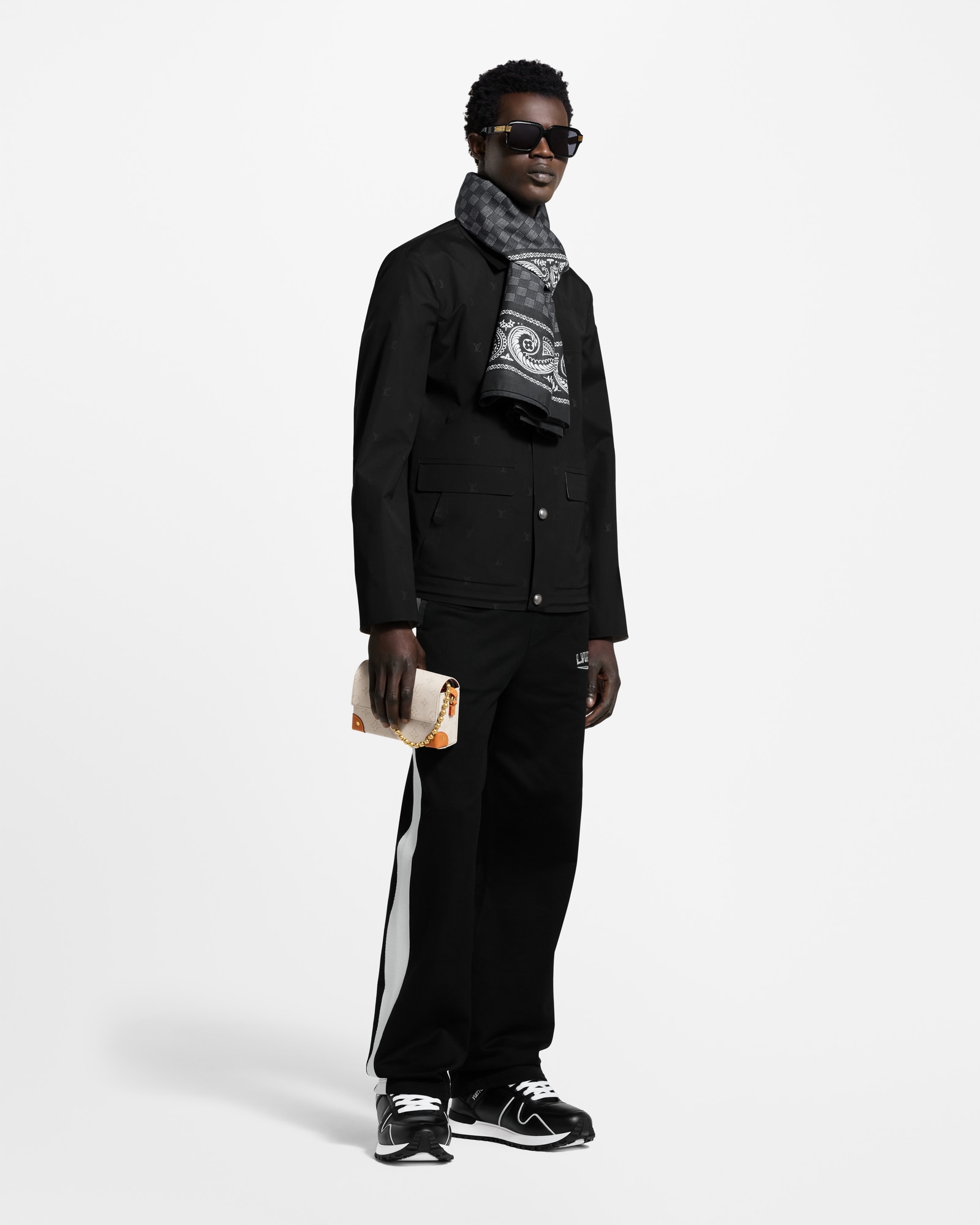 Paisley Stole - Luxury S00 Black | LOUIS VUITTON
